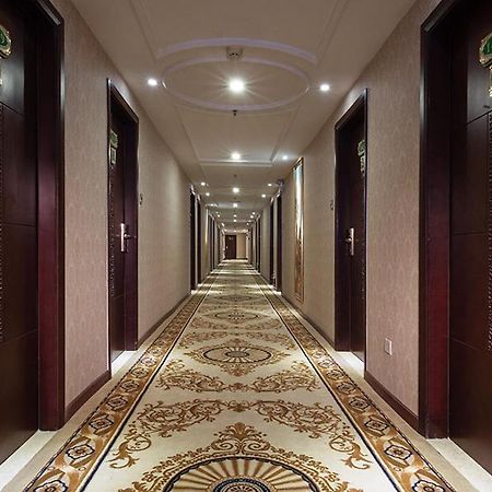 Vienna Hotel Guangzhou Shaheding Metro Station Ngoại thất bức ảnh