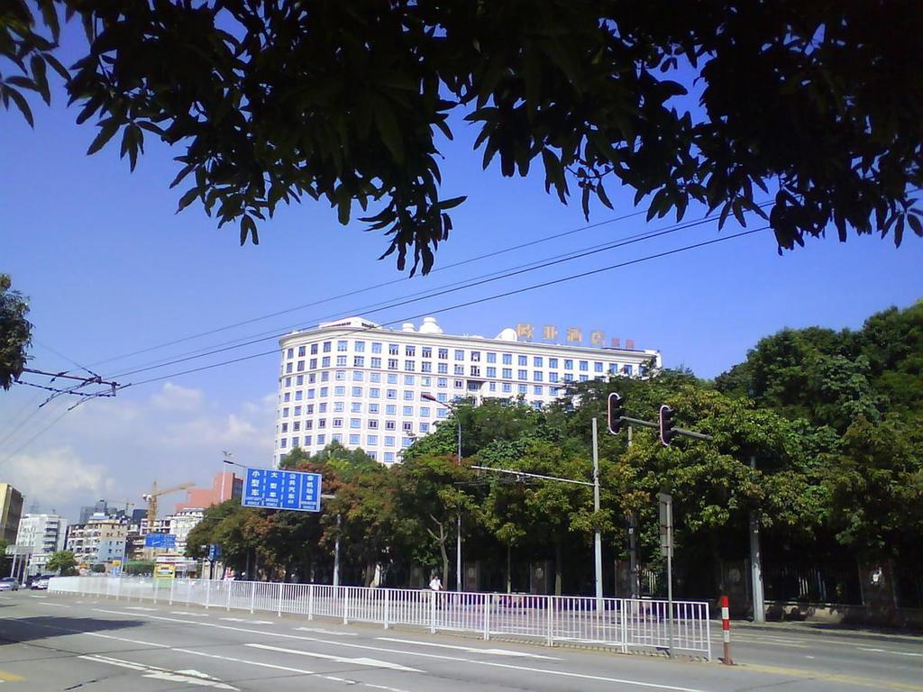 Vienna Hotel Guangzhou Shaheding Metro Station Ngoại thất bức ảnh
