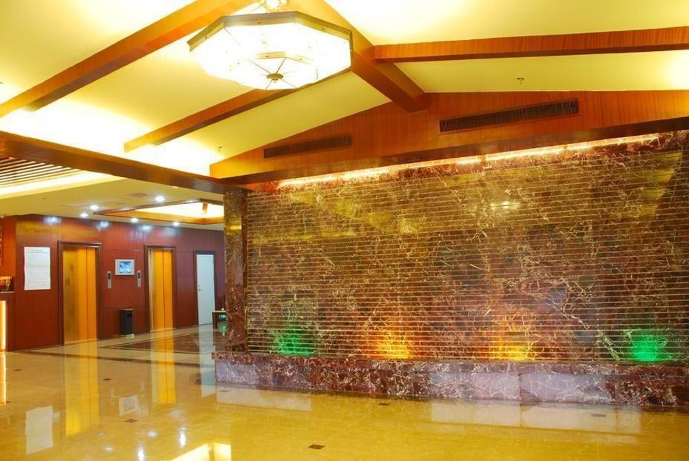 Vienna Hotel Guangzhou Shaheding Metro Station Ngoại thất bức ảnh
