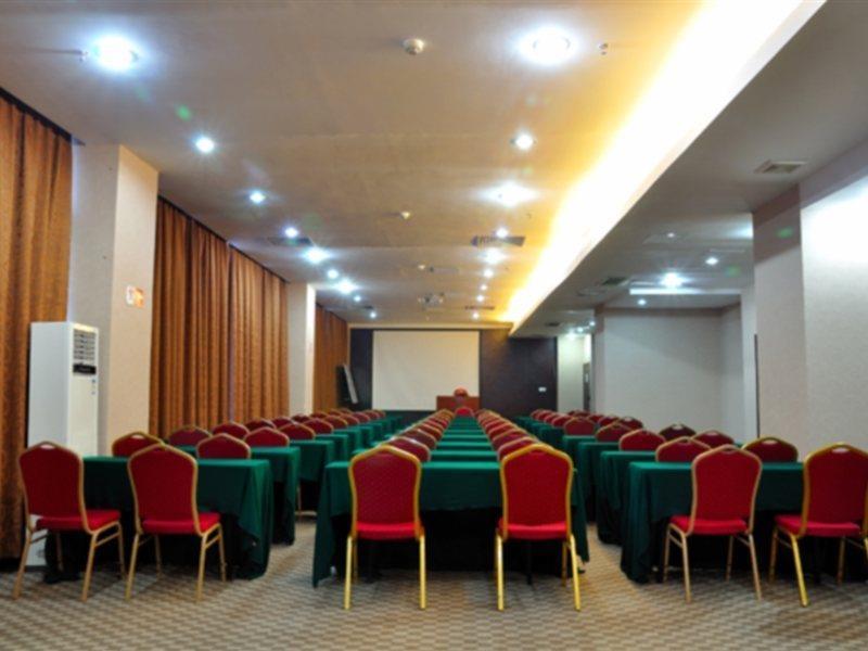 Vienna Hotel Guangzhou Shaheding Metro Station Ngoại thất bức ảnh