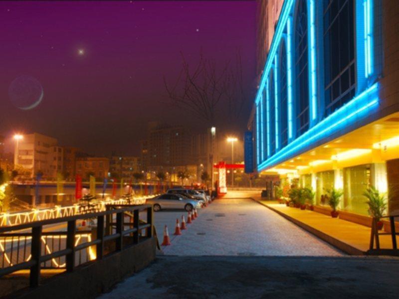 Vienna Hotel Guangzhou Shaheding Metro Station Ngoại thất bức ảnh
