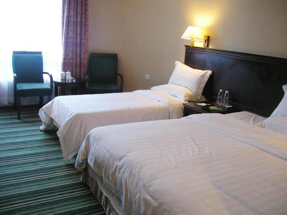Vienna Hotel Guangzhou Shaheding Metro Station Ngoại thất bức ảnh