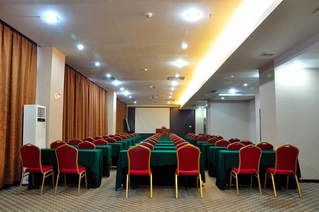 Vienna Hotel Guangzhou Shaheding Metro Station Ngoại thất bức ảnh
